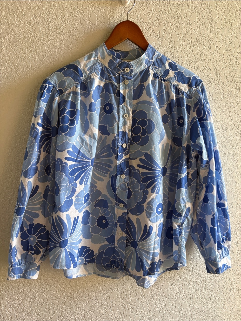 Zara Cotton Oversized Lightweight Blouse Long Sleeve Blue and White Floral Small